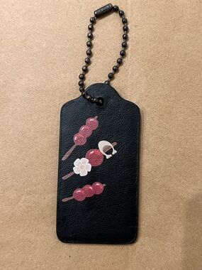 Coach Black Hand-Painted Tanghulu Skewer Luggage Tag Asia Limited RARE NEW FIRM